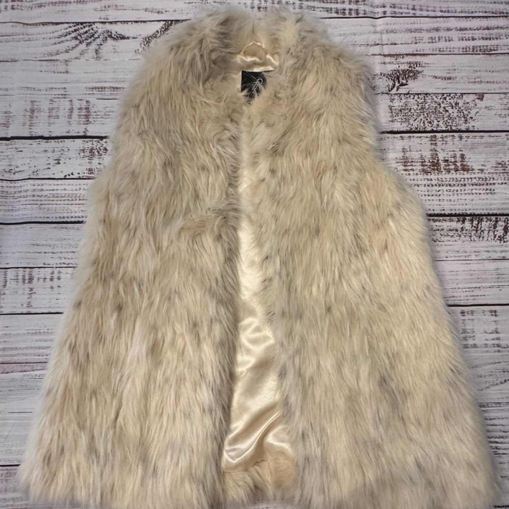 Rachel Zoe Luxurious Cream Faux Fur Vest